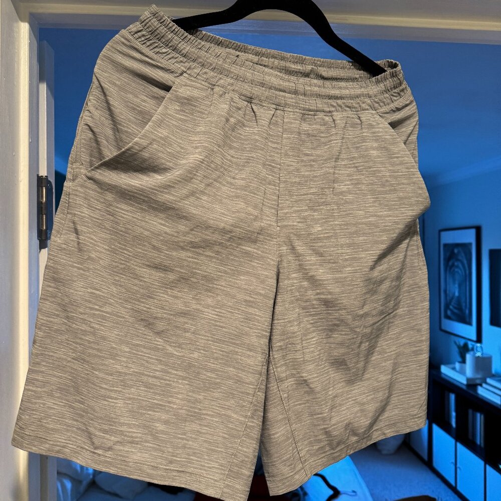 Lululemon 9in Pacebreaker Shorts